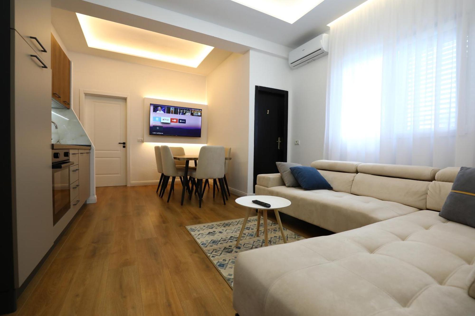 Tirana Sunny Bliss Villa エクステリア 写真