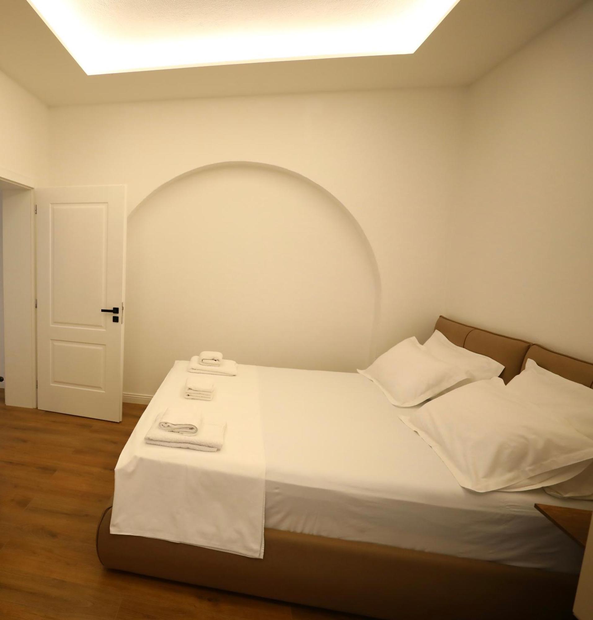 Tirana Sunny Bliss Villa エクステリア 写真