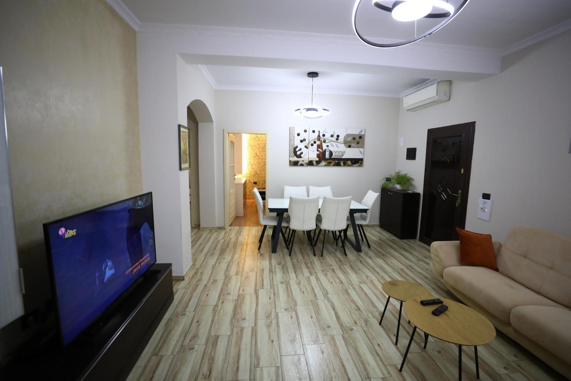 Tirana Sunny Bliss Villa エクステリア 写真